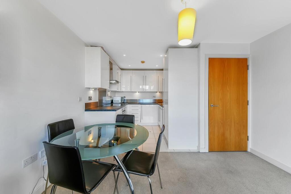 Cozycomfy Luxury Apartment London Ngoại thất bức ảnh
